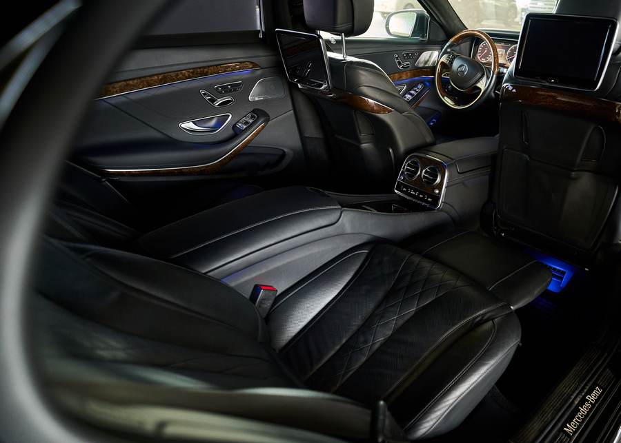 Mercedes-Benz S-Class W222 — Задний ряд